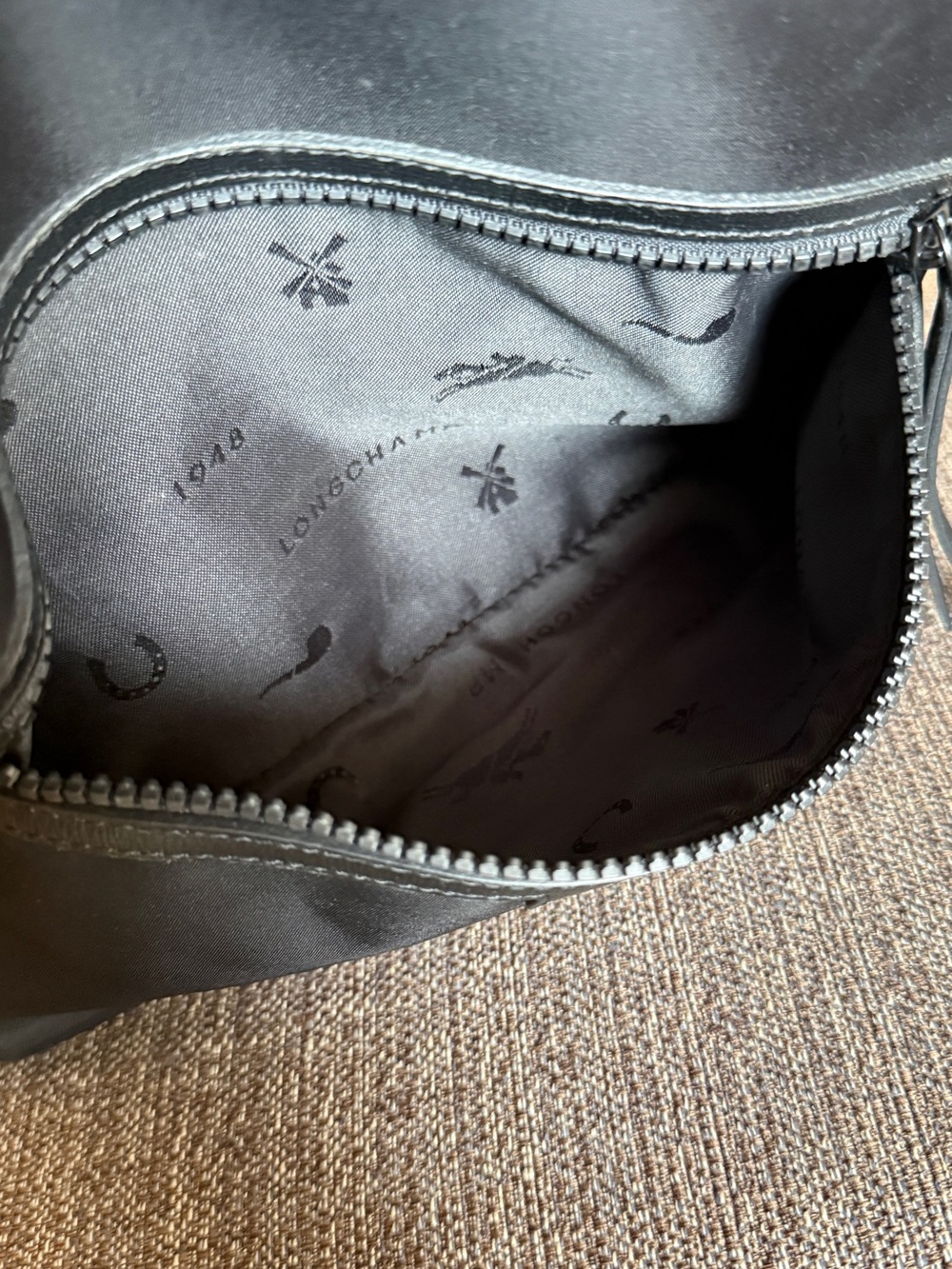 Authentic Longchamp backpack - Picture 13 of 15